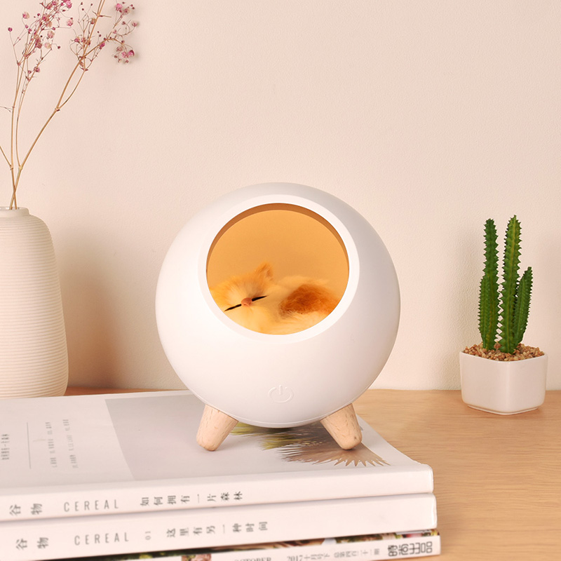 Đèn ngủ, đèn trang trí hình ngôi nhà thú cưng màu trắng BoHA Lamp